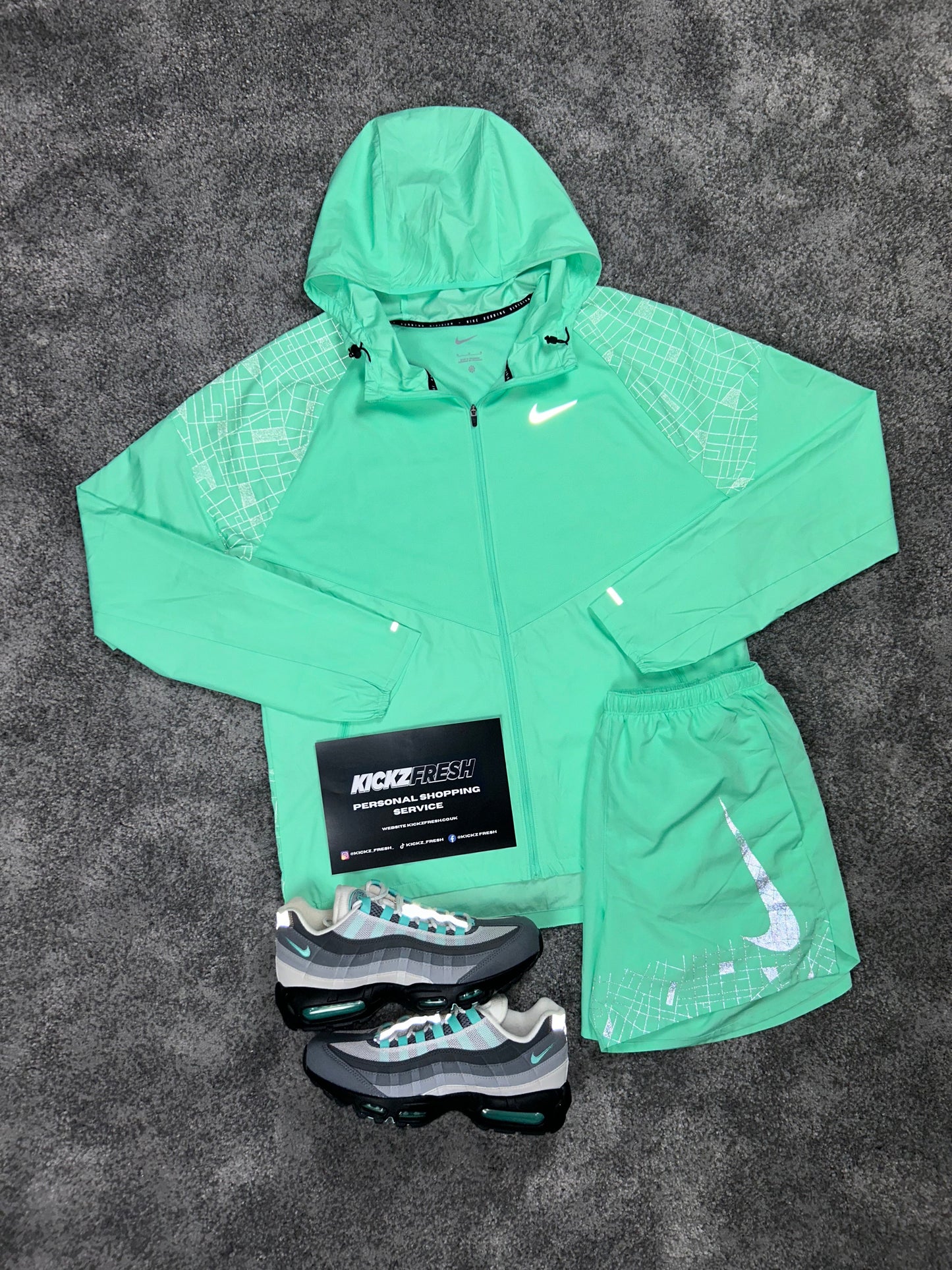 Nike Division Mint Green Windrunner Mens Set