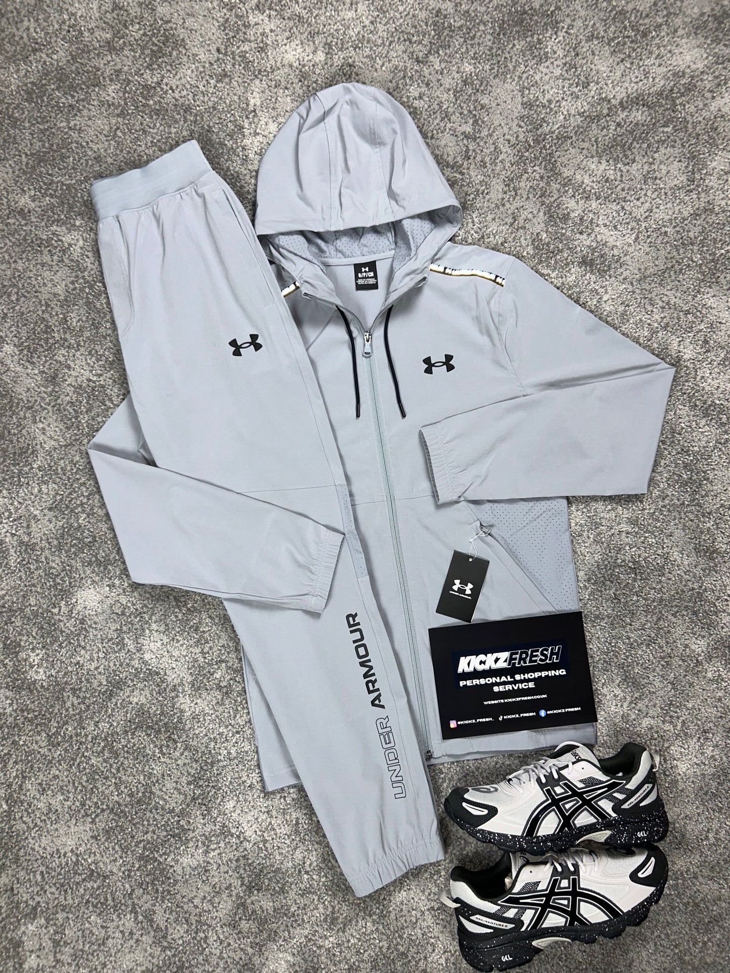 Under Armour Woven Light Grey Tracksuit