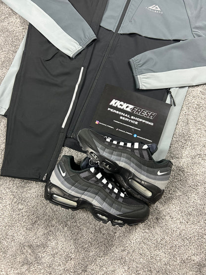 Trailberg key line black grey gradient tracksuit