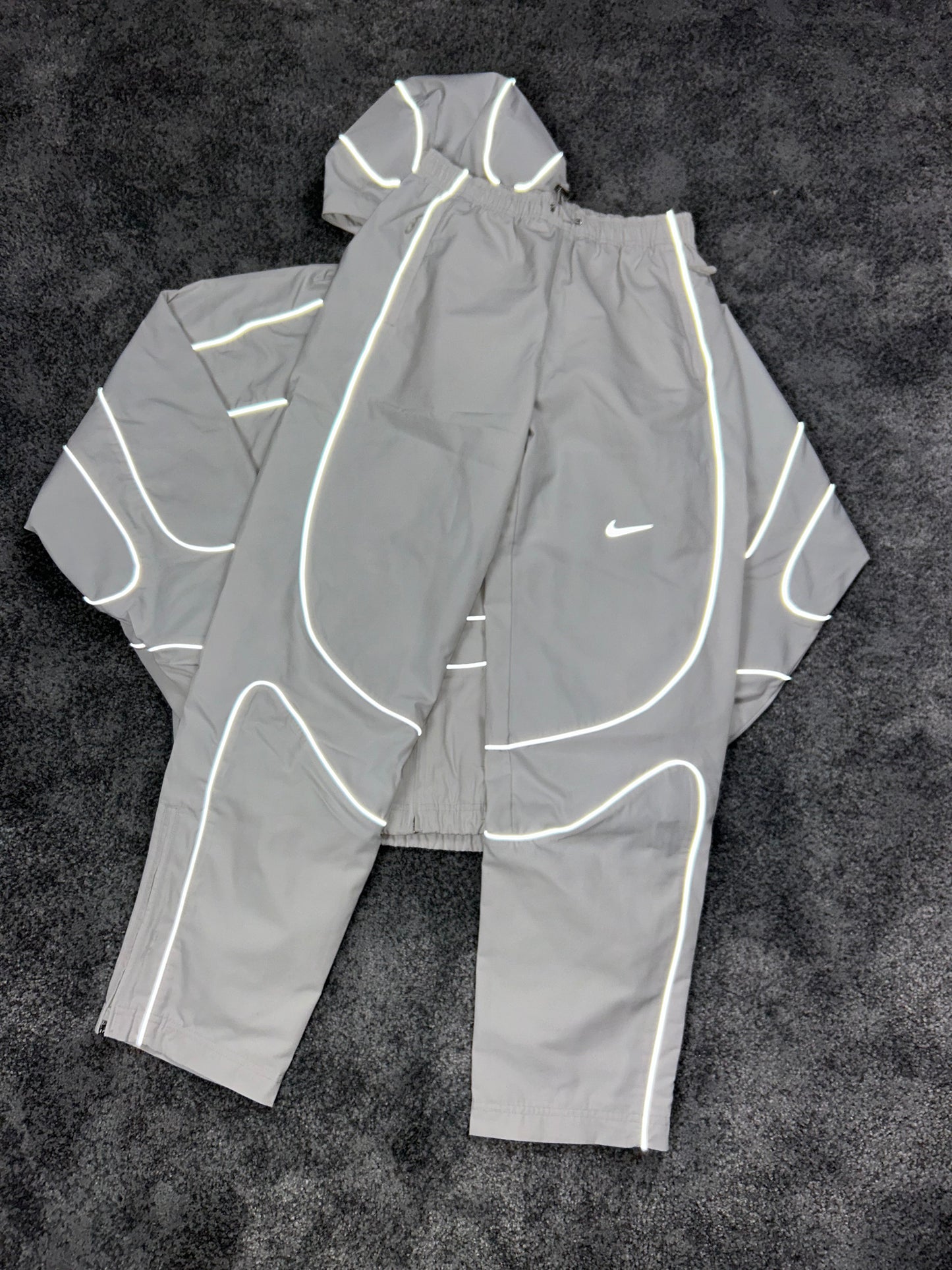 Corteiz RTW x Nike NRG Off White Tracksuit